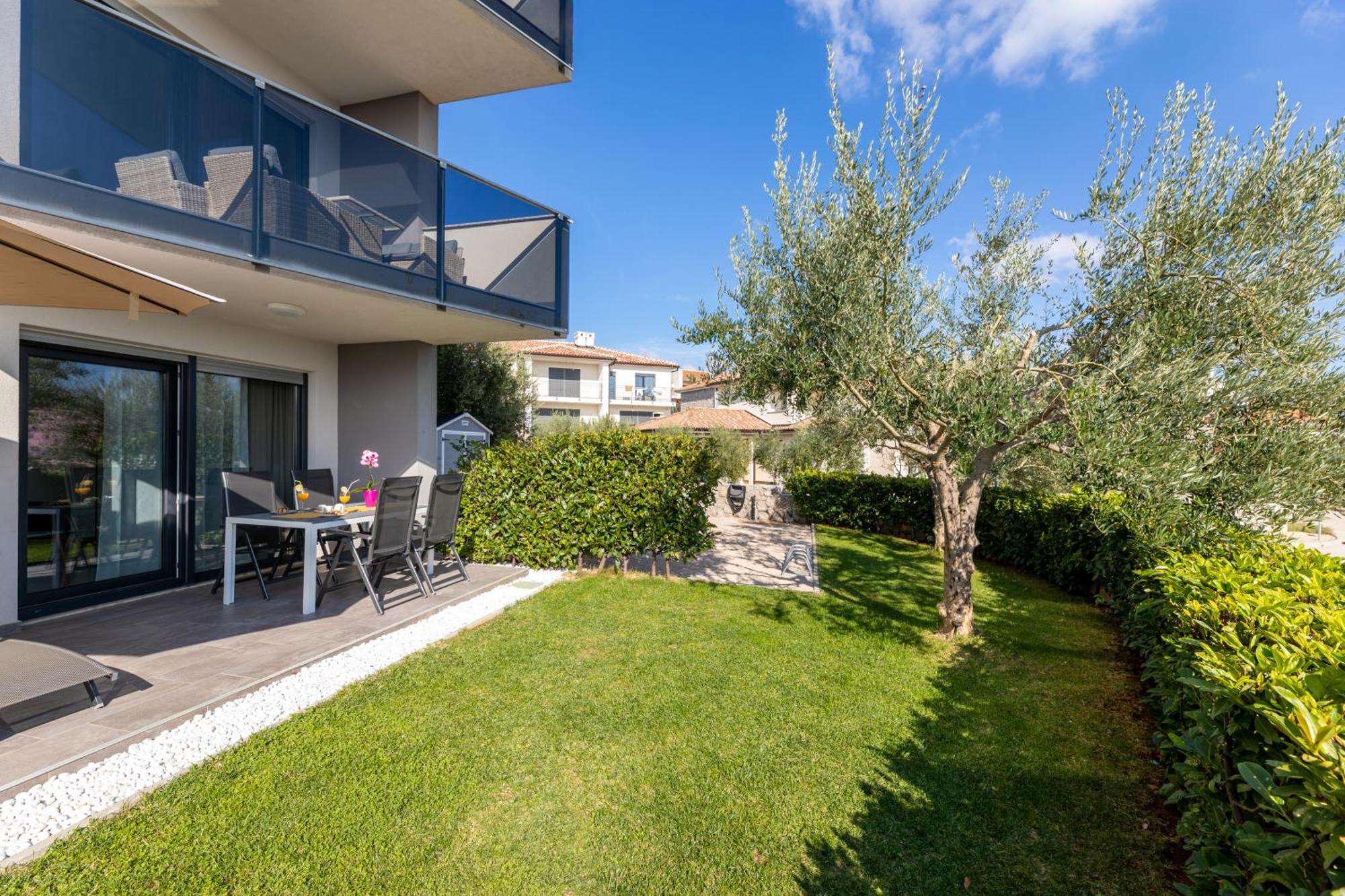 Apartment Elegance Krk Town Exterior photo