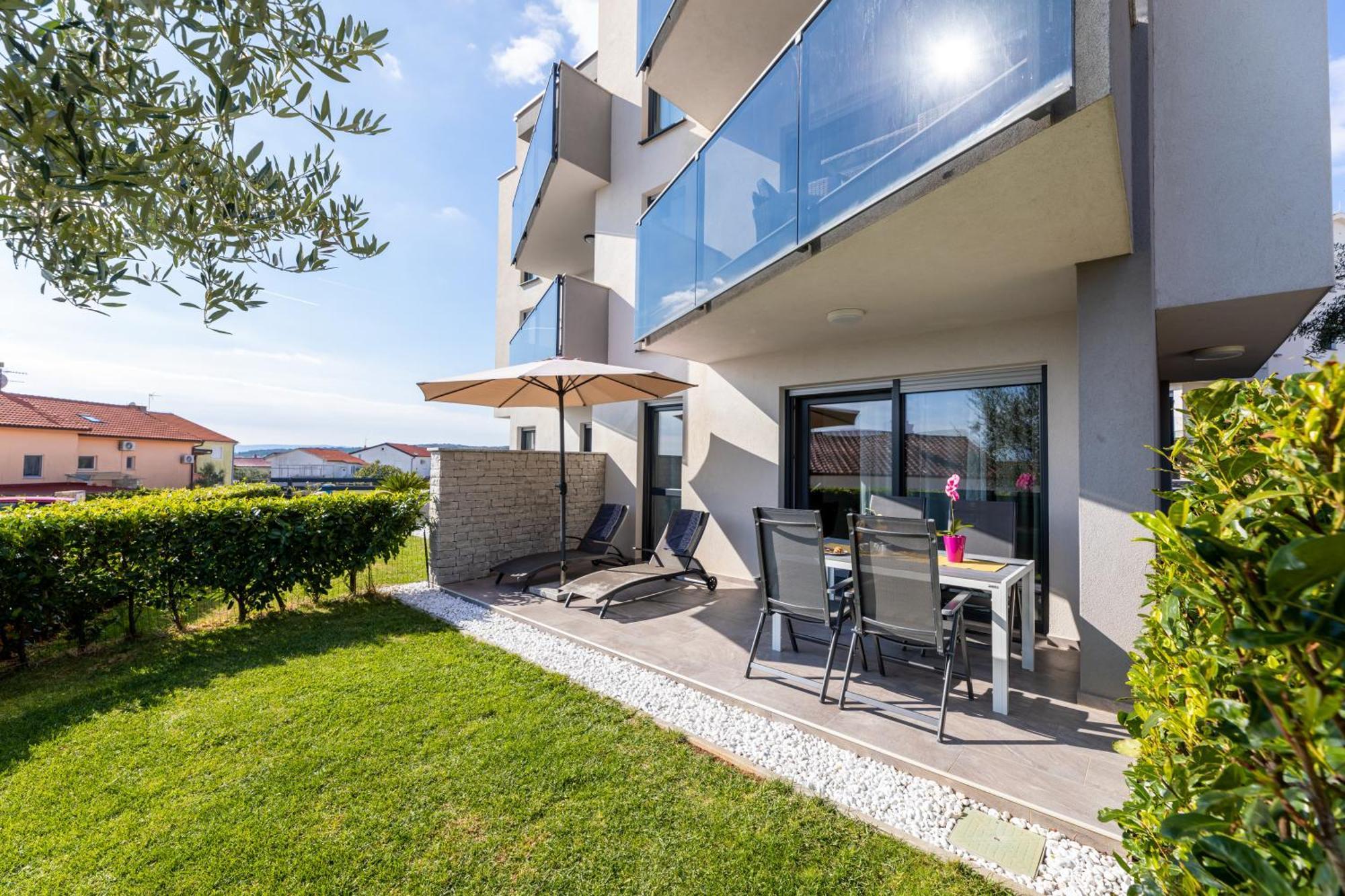 Apartment Elegance Krk Town Exterior photo