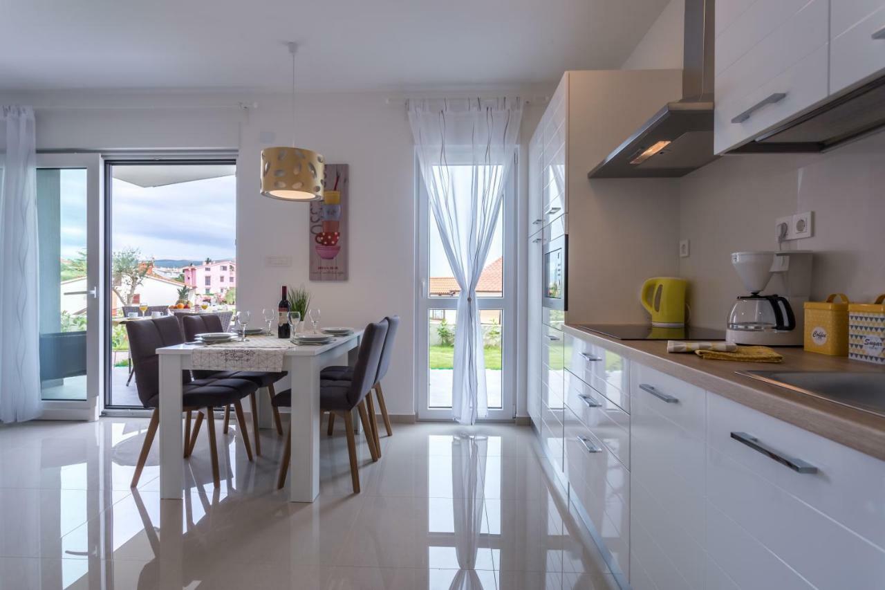 Apartment Elegance Krk Town Exterior photo